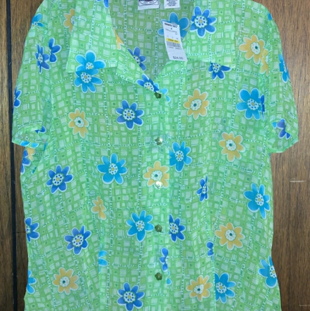 Woman's Country Seat thin short sleeve shirt